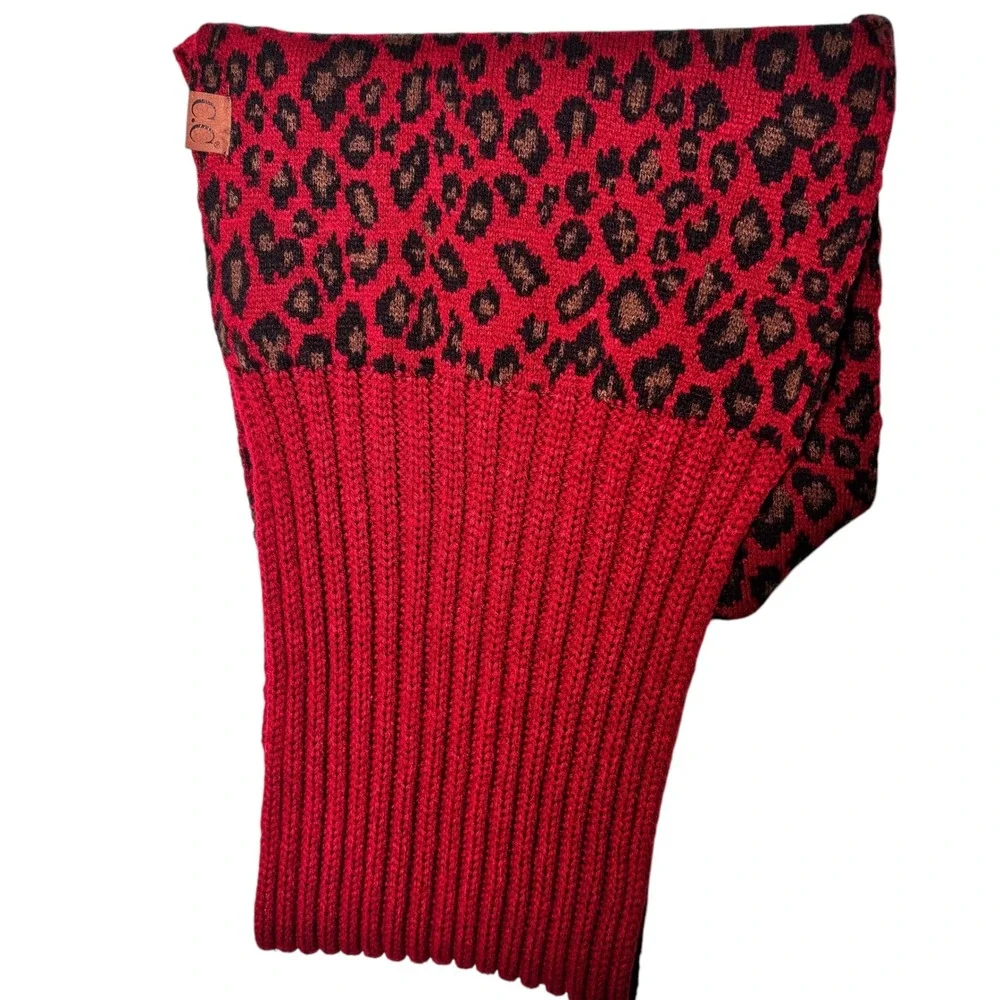 CC Exclusives Women's Burgundy‎ Leopard Print Cable Knit Infinity Scarf